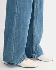 The Gallery Pump | Canvas