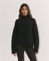 The Cloud Oversized Turtleneck | Black