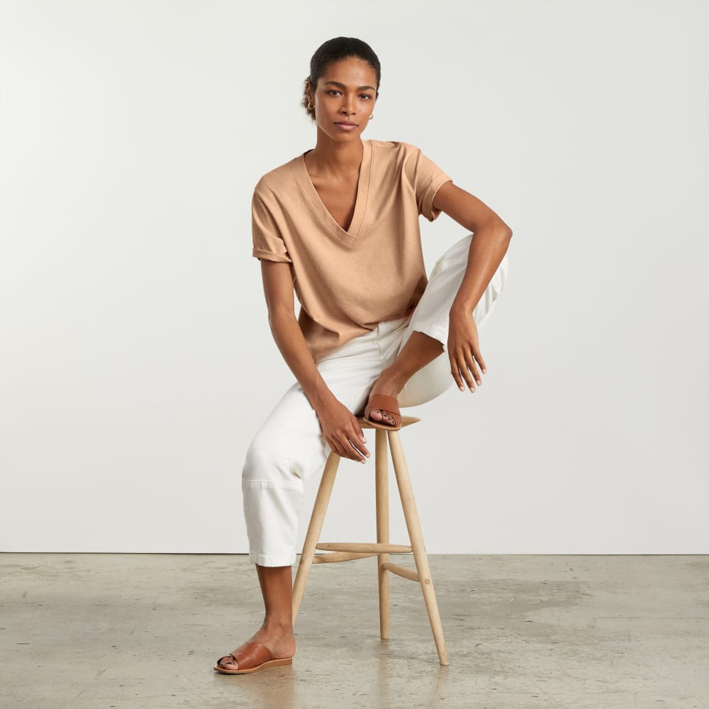 The Vintage V-Neck Hemp Tee | Hazelnut