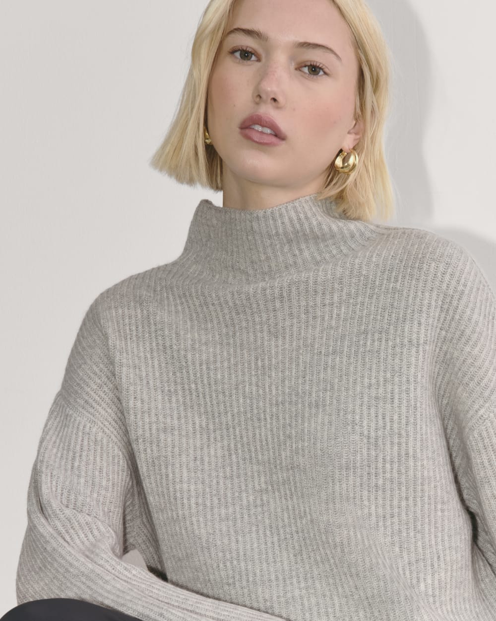 The Fisherman Turtleneck in Wool Cashmere | Light Heather Grey
