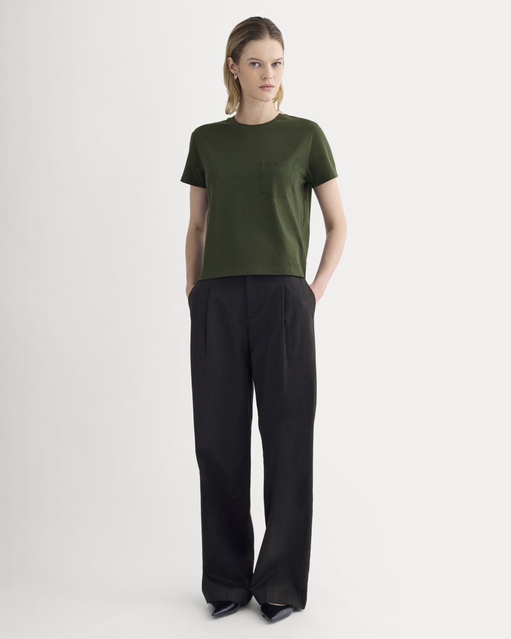 The Box-Cut Tee in Essential Cotton | Dark Green | Pocket