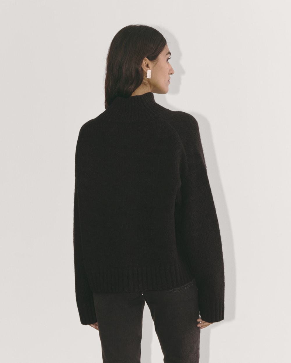 The Cloud Oversized Turtleneck | Black