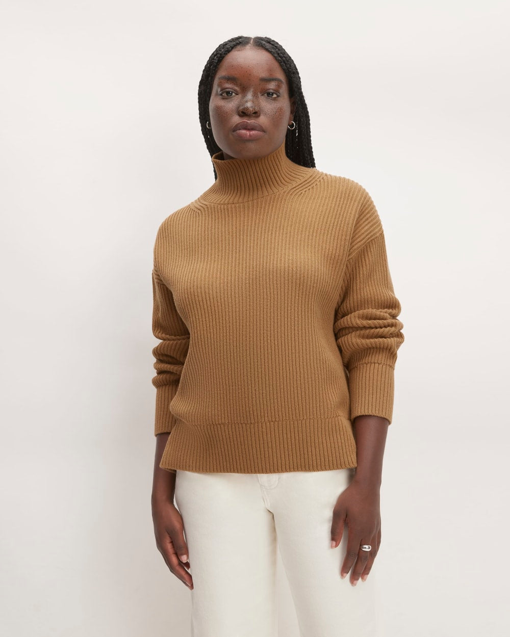 The Organic Cotton Ribbed Turtleneck | Toasted Coconut