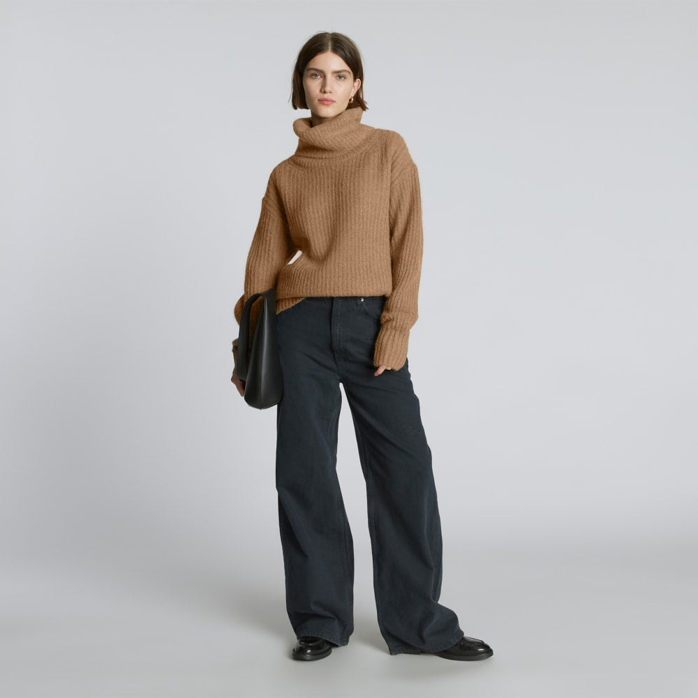 The Alpaca Oversized Turtleneck | Cappuccino