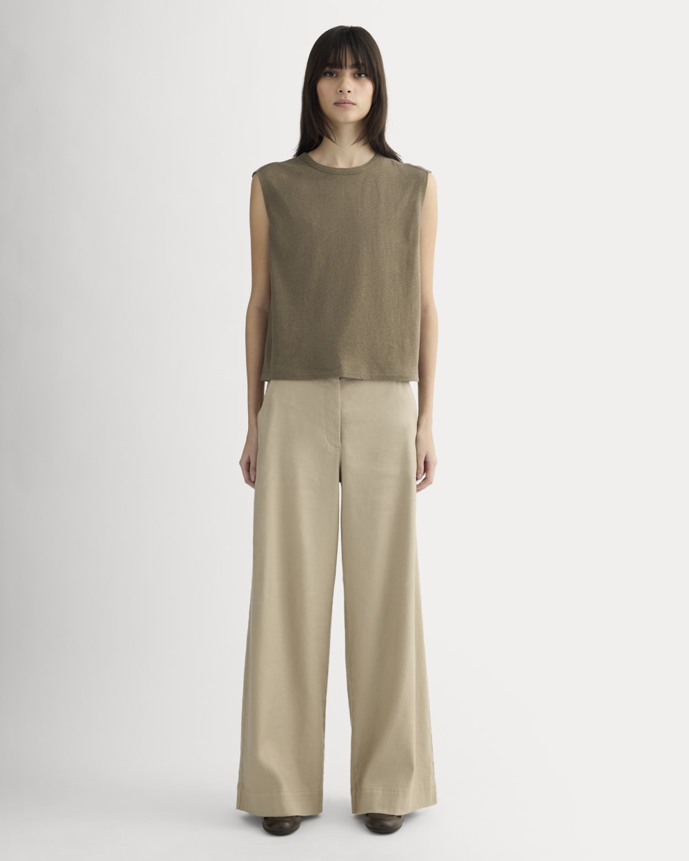 The Muscle Tee in Cotton Linen | Deep Taupe