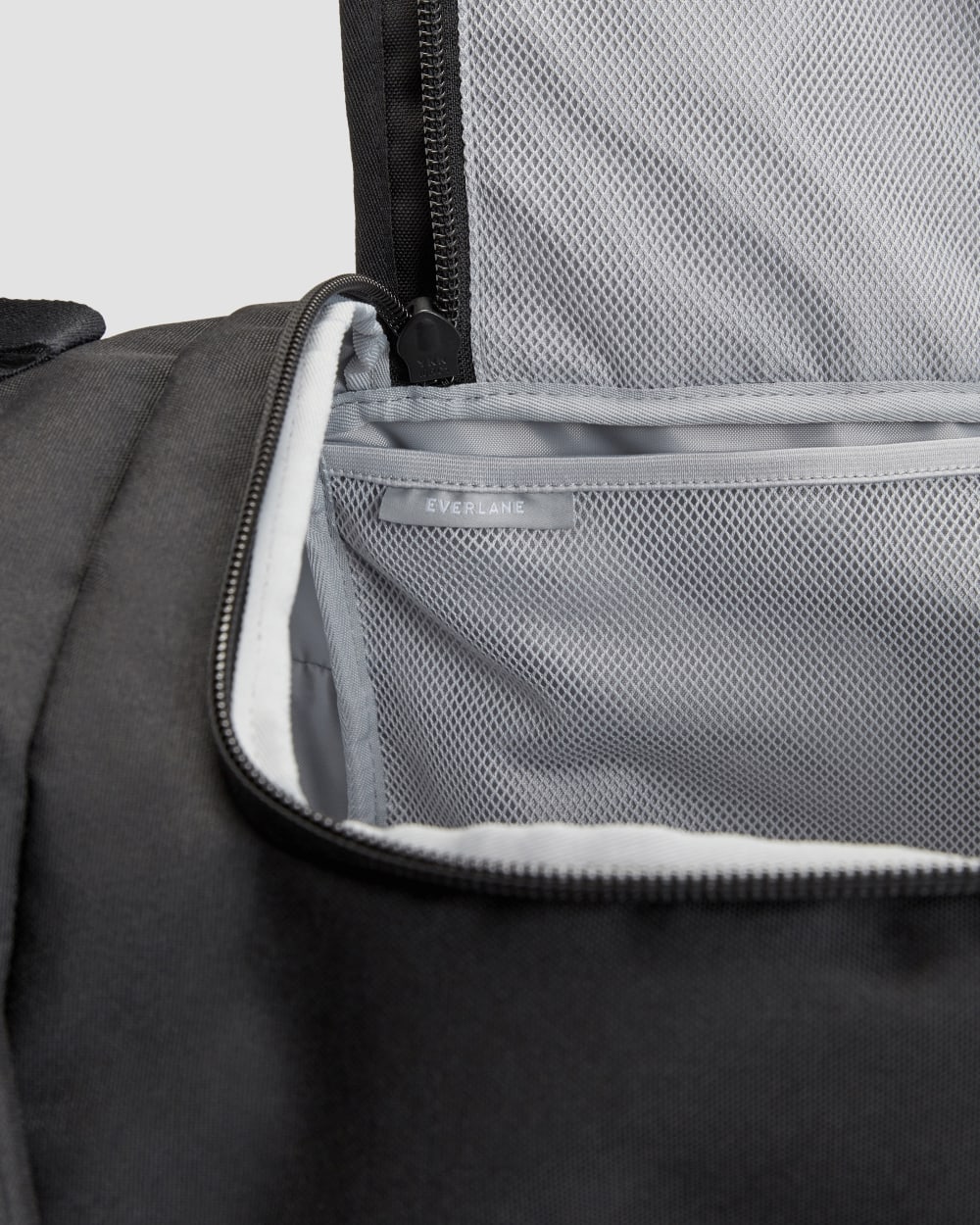 The ReNew Transit 4-Way Duffle | Black