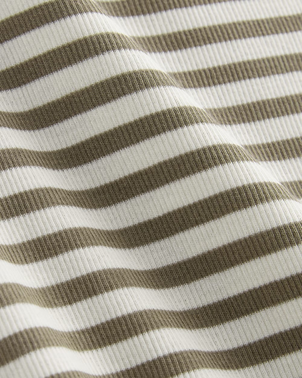 The Luxe Rib Scoop-Neck Tee | Bone / Deep Taupe