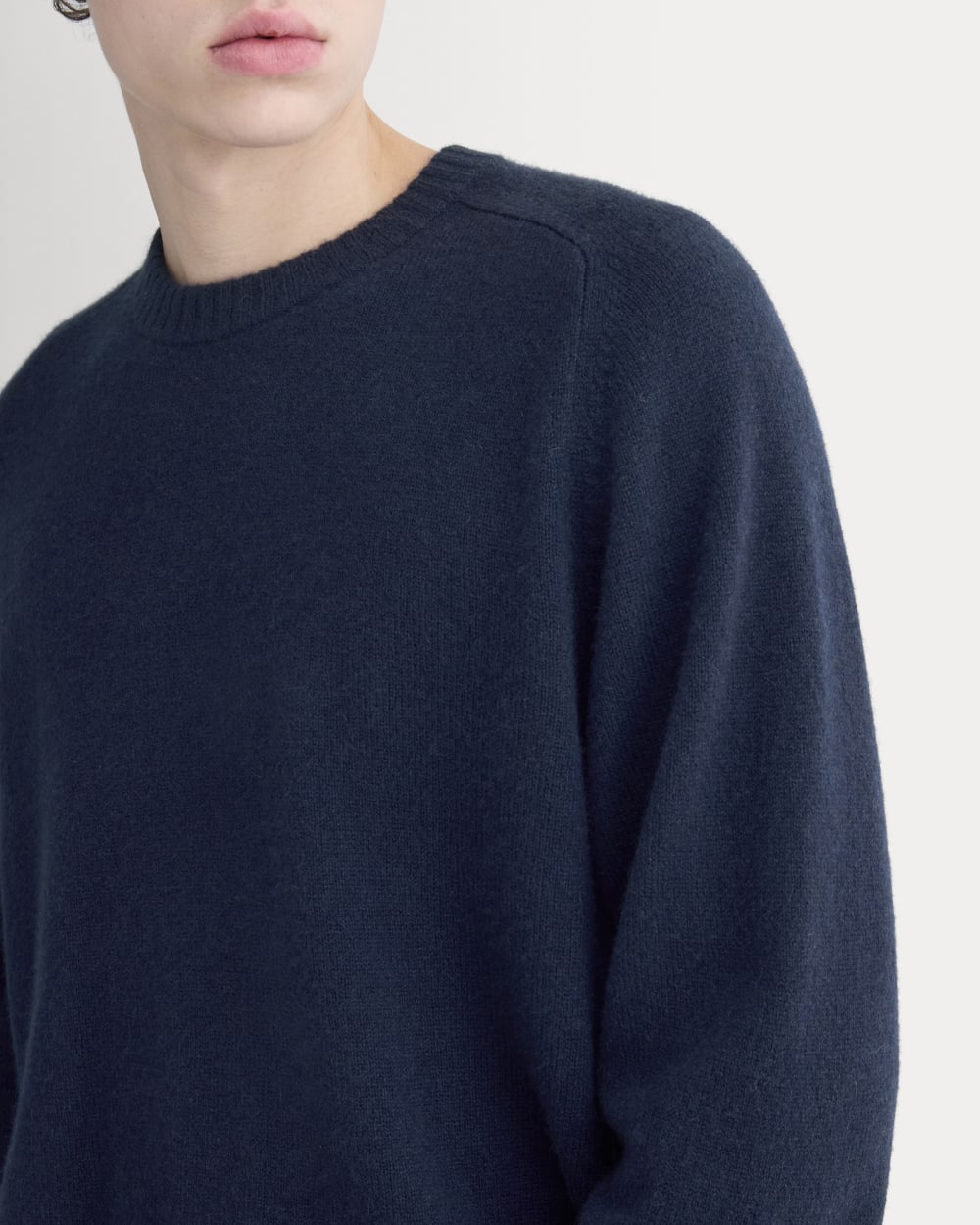 Midweight Cashmere Crew |  Navy