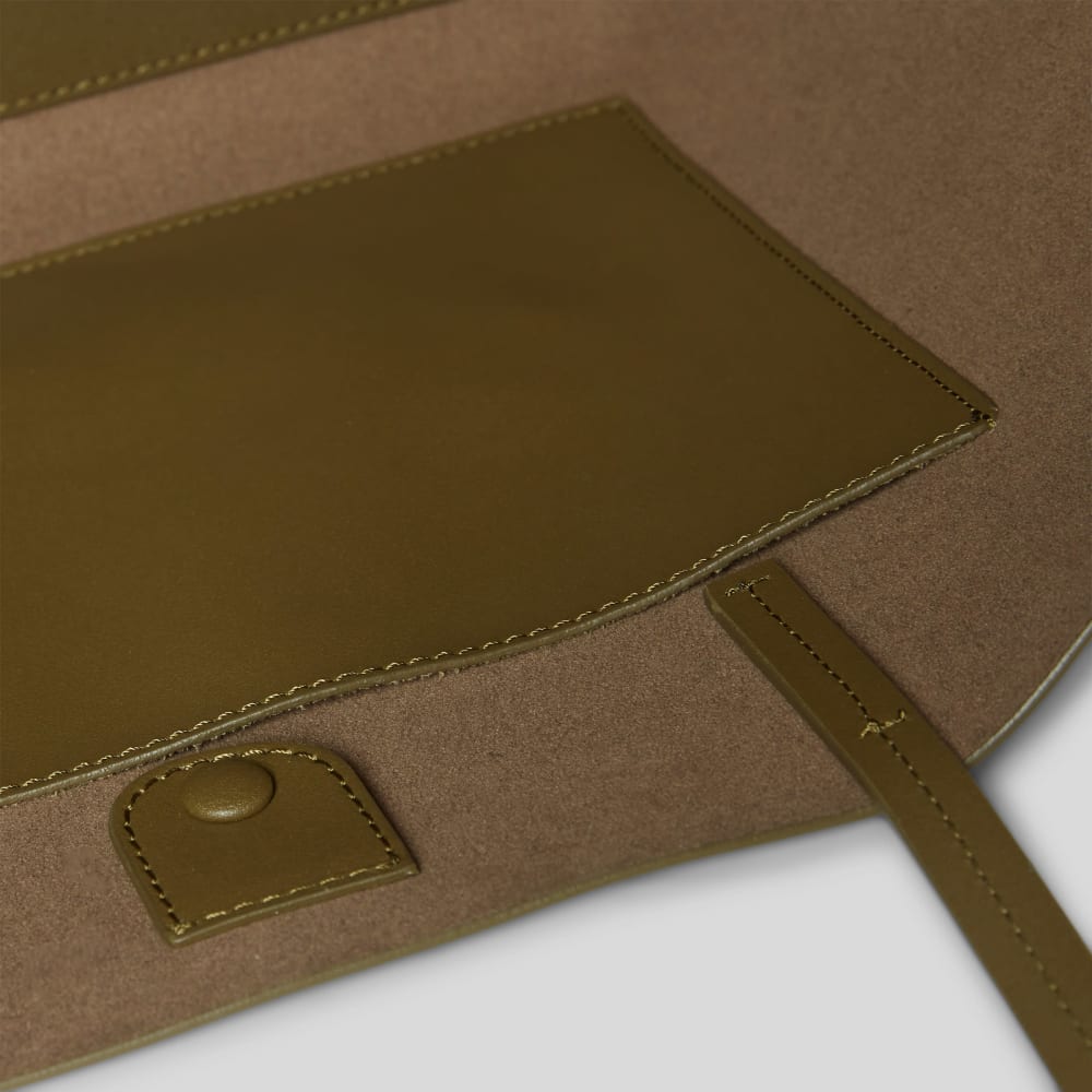 The Luxe Medium Italian Leather Tote | Beech