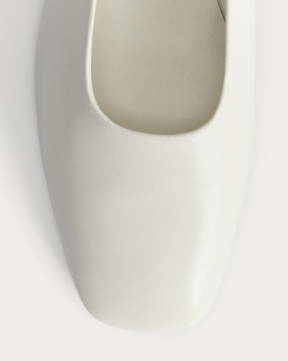 The Gallery Pump | Canvas