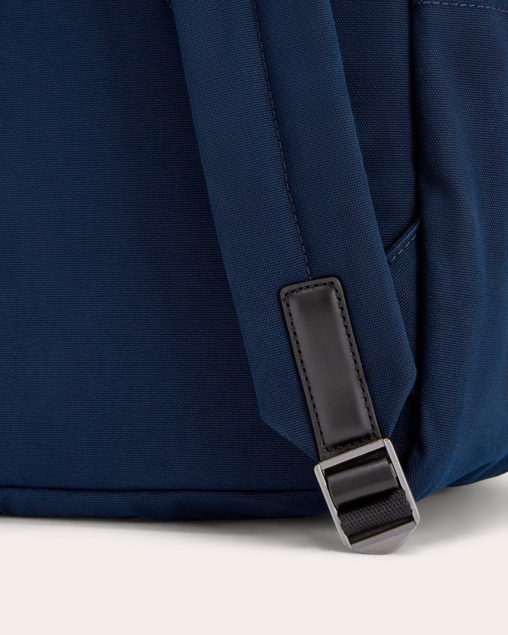 The Canvas Backpack | Navy