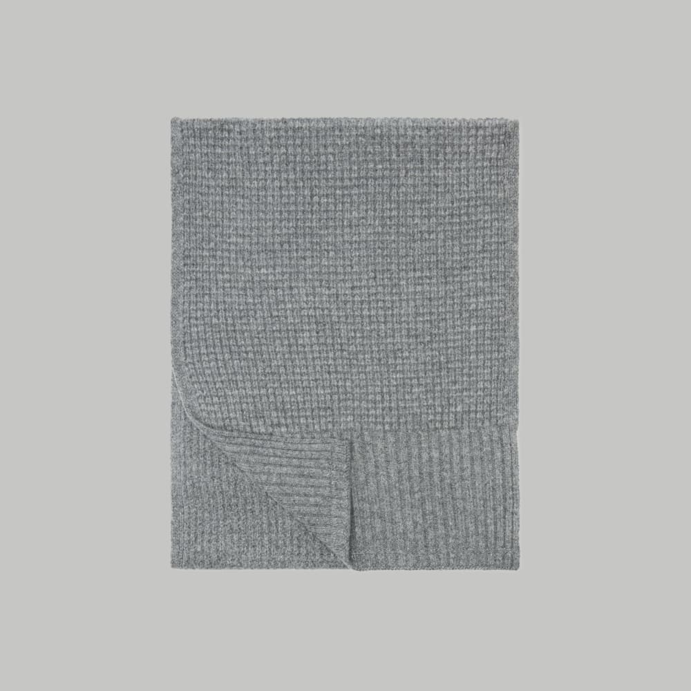 The Felted Merino Waffle-Knit Scarf | Mid Heathered Grey