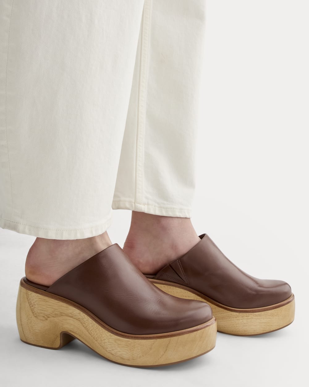 The Wooden Puffa Clog | Rum